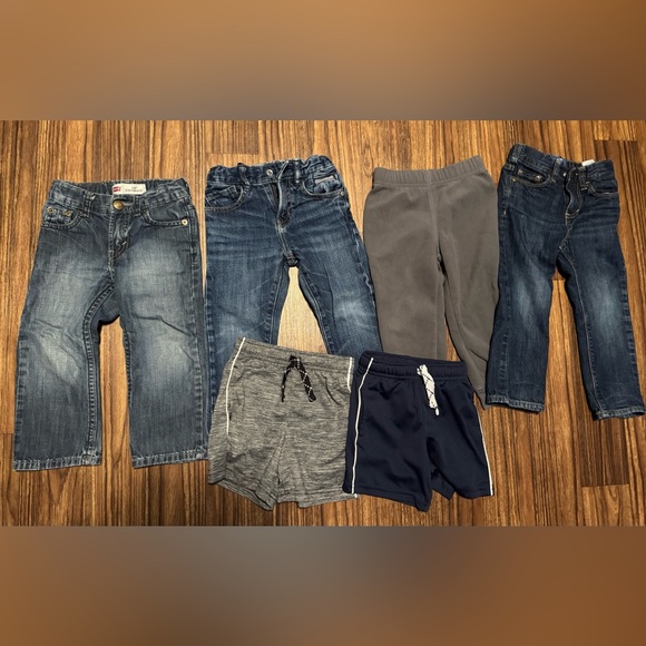 Various Other - Bundle of 4 pants, and 2 shorts. size 2t